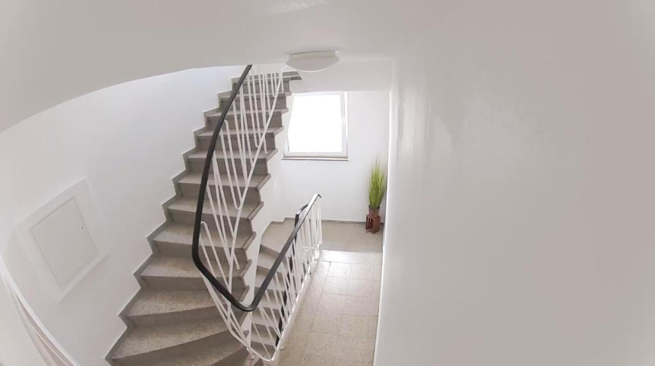 Moderne Zweizimmerwohnung 에센 외부 사진